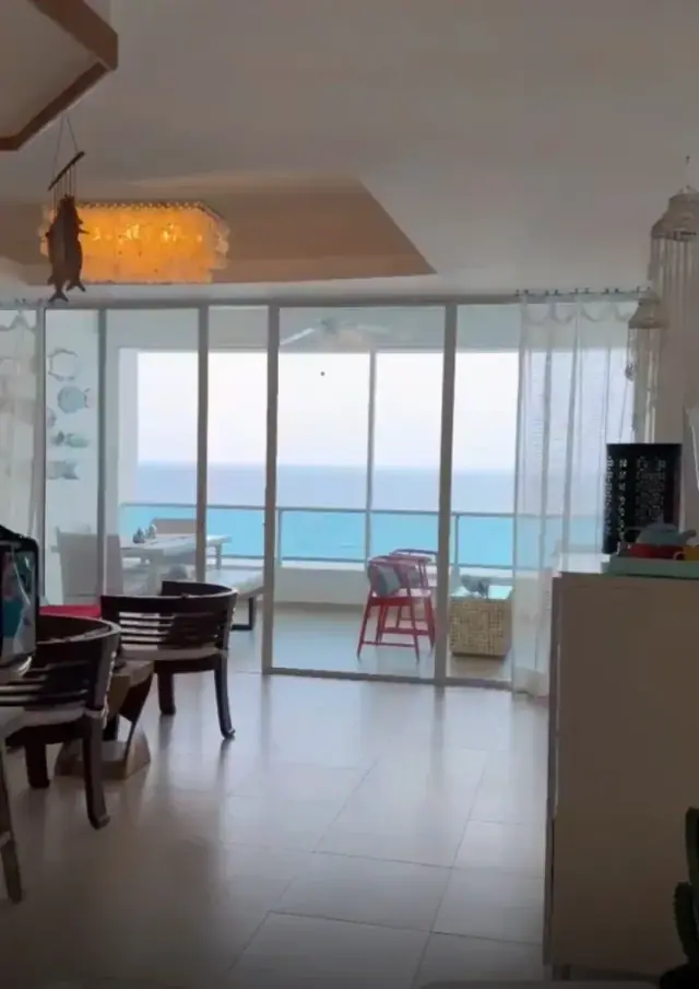Apartamento amueblado en Primera Línea de Playa, USD$ 340,000