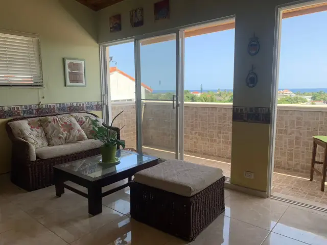 Apartamento de 2 Habitaciones en Costambar, USD$ 120,000