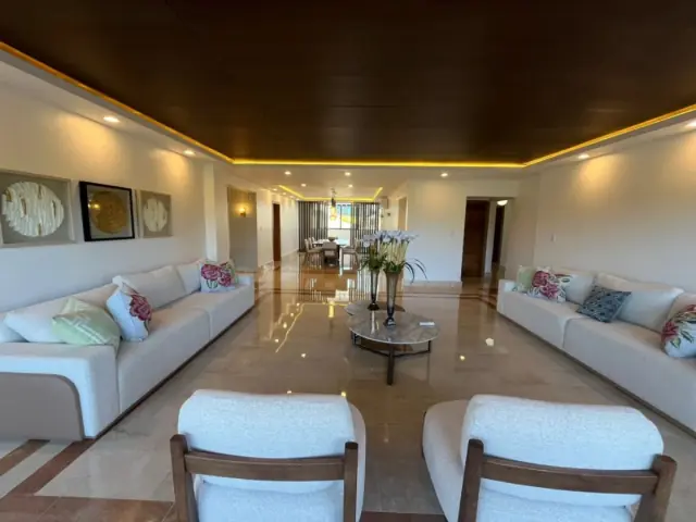 Apartamento de lujo en Los Cacicazgos, USD$ 875,000
