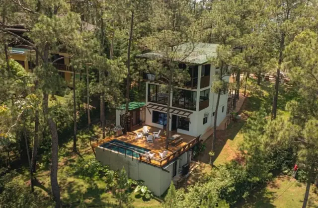 Cabaña ideal para vacacionar, invertir y rentar en Jarabacoa, USD$ 700,000