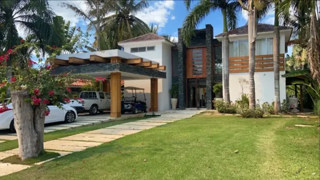 Casa amueblada en Juan Dolio, USD$ 680,000