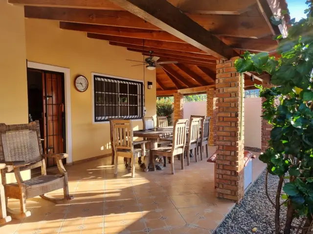 CASA EN EL BATEY EN SOSÚA – PISCINA PRIVADA, USD$ 225,000