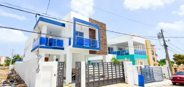 Casa de 4 Habitaciones, USD$ 290,000