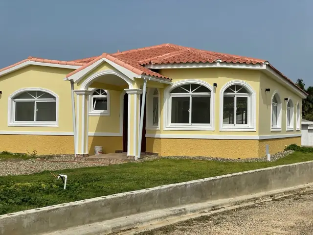 Casa en Ocean Village Sin Muebles, USD$ 178,000