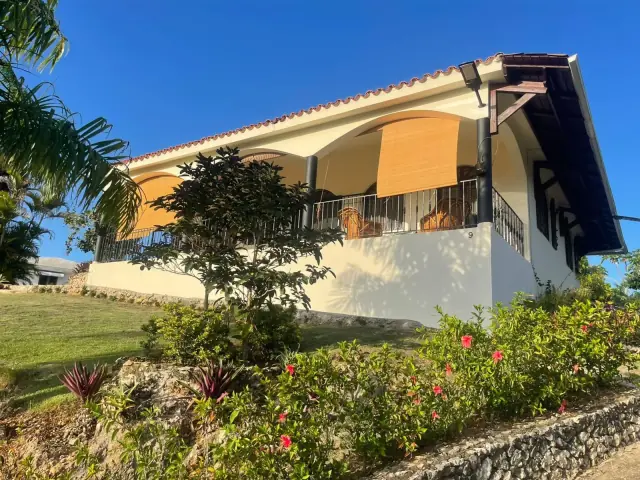Casa En Venta 2 habitaciones | Rio San Juan, USD$ 275,000