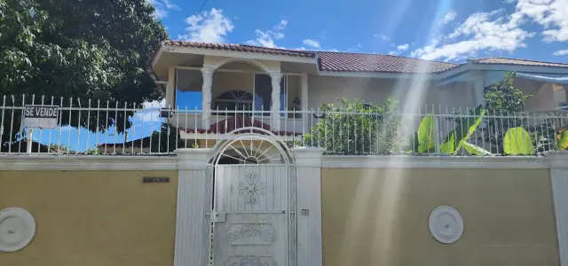 Casa en venta en El Batey Sosúa, USD$ 329,000