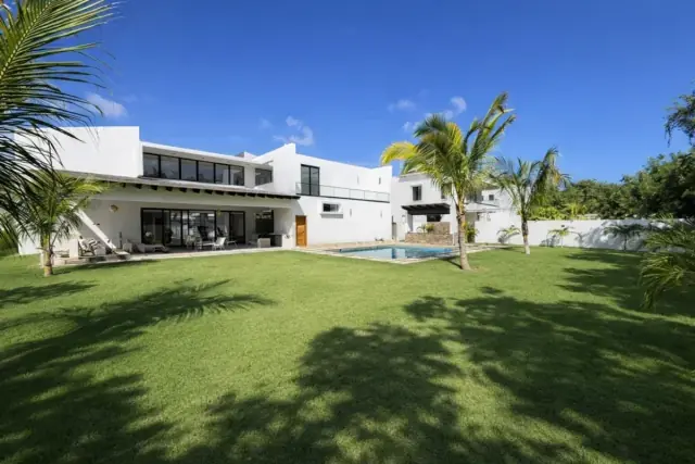 CASA - PUNTA CANA VILLAGE, USD$ 1,300,000