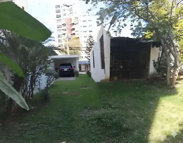 Casa solar en Evaristo Morales, USD$ 1,502,402