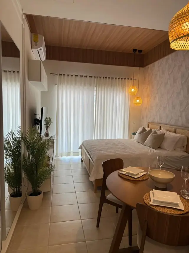 Estudio en Cadaqués remodelado a pasos de la playa, USD$ 180,000