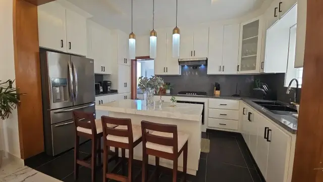 Lujosa Casa Amueblada en venta, Plantation, USD$ 530,000