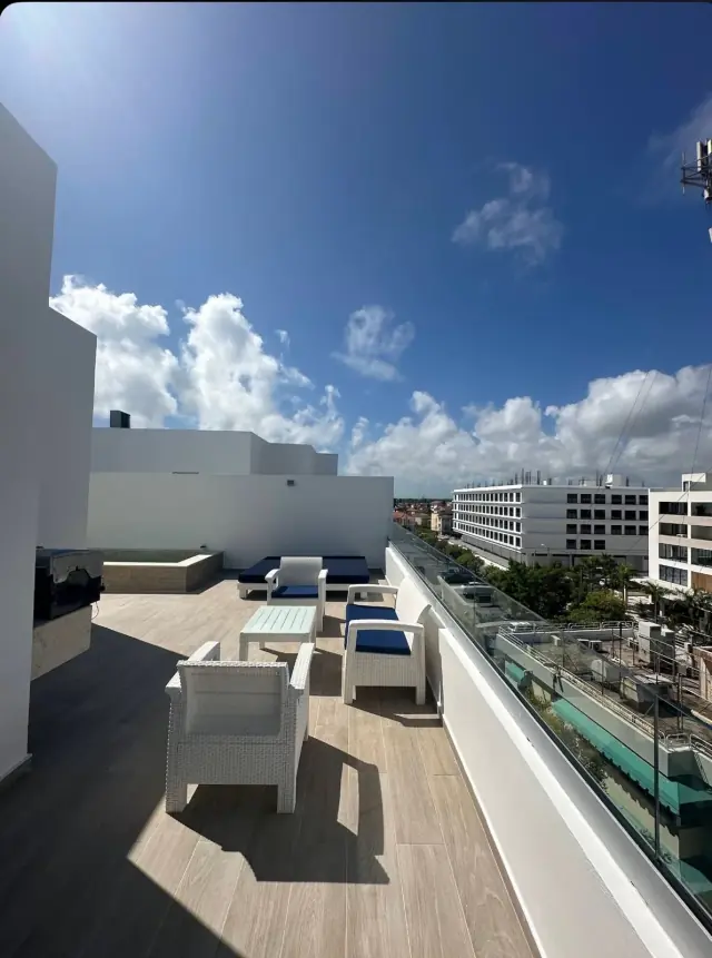 Penthouses a pasos de la playa con piscina privada, USD$ 355,000