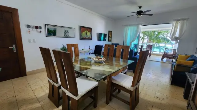 SE VENDE APARTAMENTO FRENTE AL MAR EN PLAYA LAGUNA, USD$ 399,000