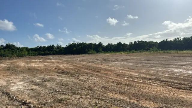 Solar Comercial en Venta – Punta Cana, USD$ 1,528,320