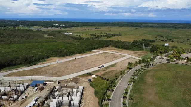 Solares con Vista al Mar, USD$ 110 X Metro
