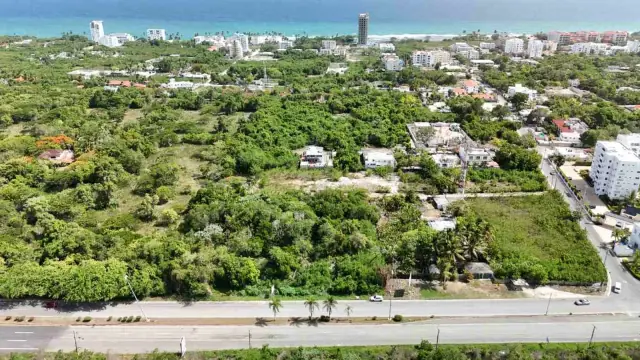 TERRENO EN VENTA BOULEVARD DE JUAN DOLIO GUAYACANE, USD$ 175,000