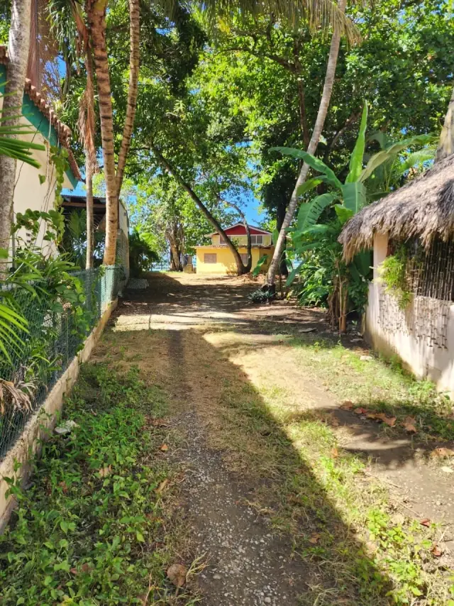 Terreno Frente al Mar en Cabarete Centro, USD$ 850,000