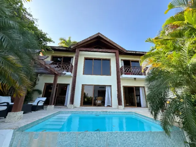Villa Amueblada en Venta – Puerto Bahía, Samaná, USD$ 490,500
