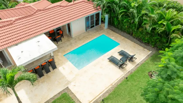Villa Moderna – A sólo 10 minutos de la playa Escapada perfecta & inversión rentable., USD$ 265,000